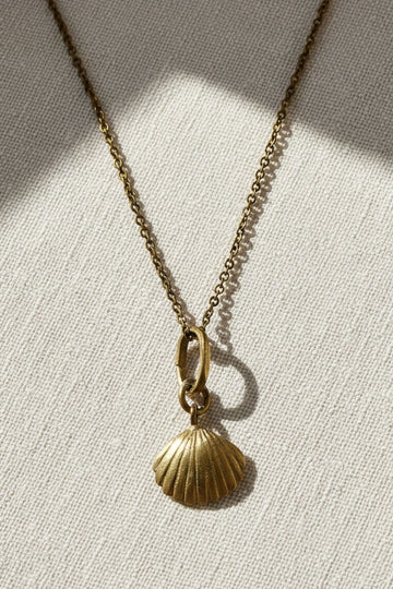Scallop Charm
